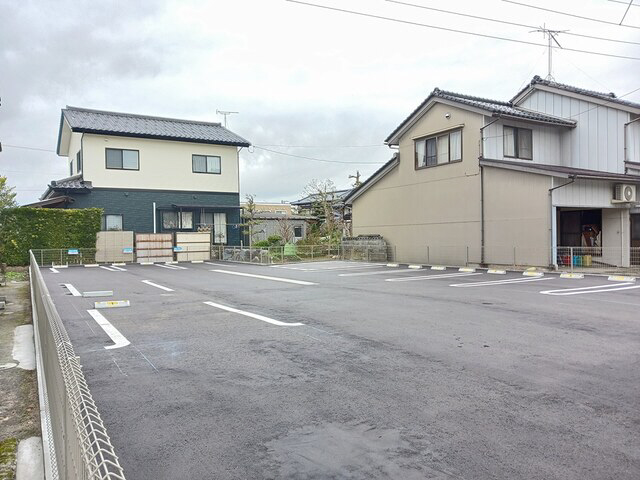 駐車場 写真13