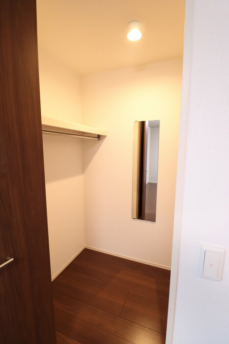 収納 ウォークインクローゼット 写真8