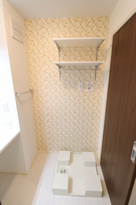 洗面所 洗濯機置き場 写真16