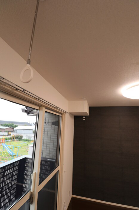設備 室内物干し 写真17