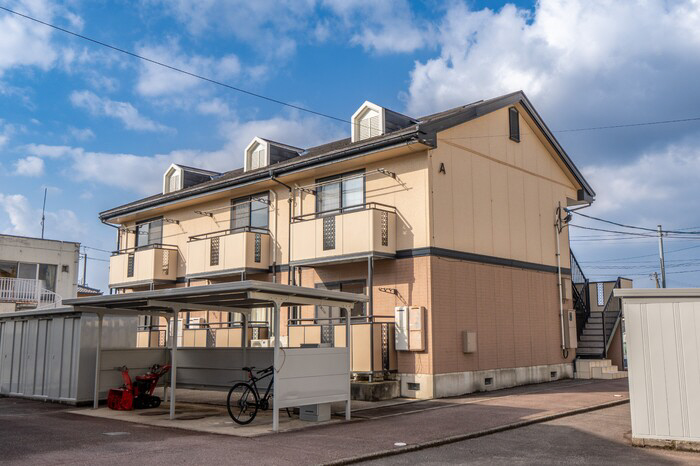 セジュール山室中部A