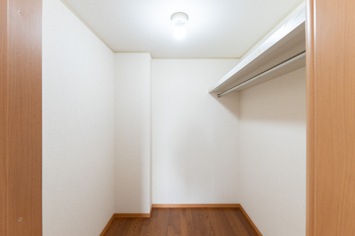 収納 ウォークインクローゼット 写真8