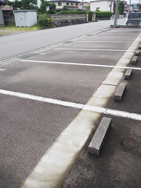 駐車場 写真2
