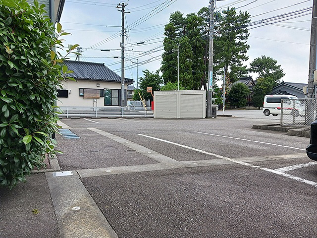 駐車場 写真12