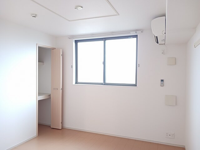 居室 写真7