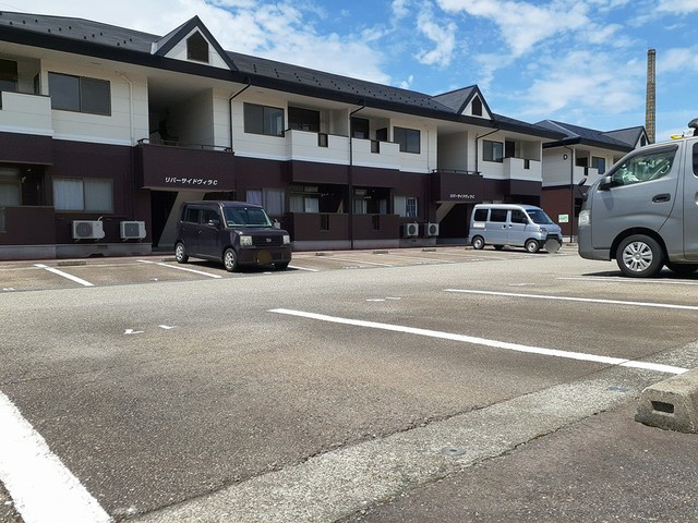 駐車場 写真12