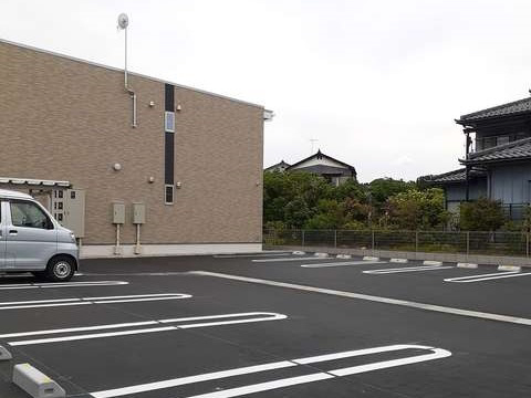 駐車場 写真12