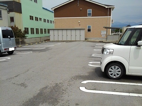 駐車場 写真12