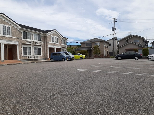 駐車場 写真12