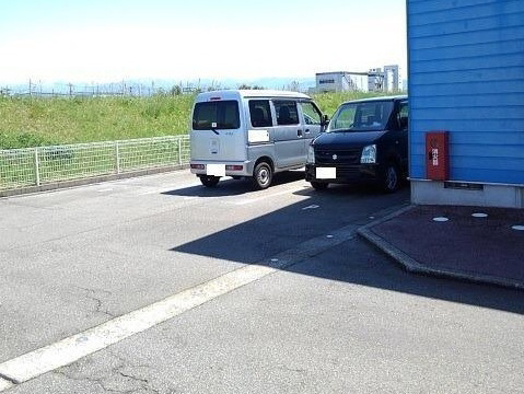 駐車場 写真12