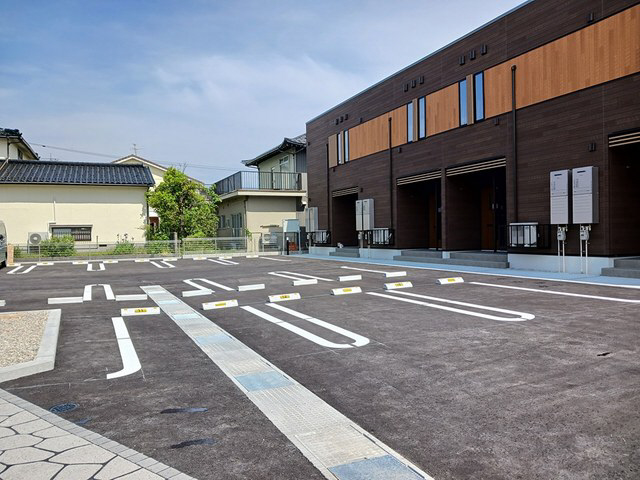 駐車場 写真13