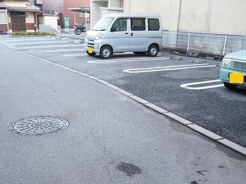 駐車場 写真12