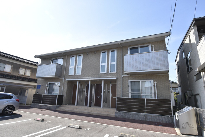 トリスタ